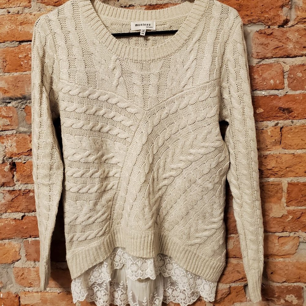 Ivory cable knit sweater with lace trim detail